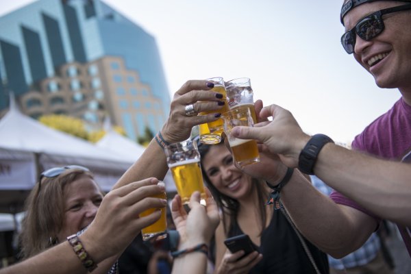 Win 2 VIP tickets to the CCBA Summit Beer Festival at the Western Museum of Flight in Torrance - Free Giveaway