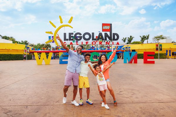 Enter for Your Chance to Win a LEGOLAND Family 4-Pack from Kelly 95.3! - Free Giveaway